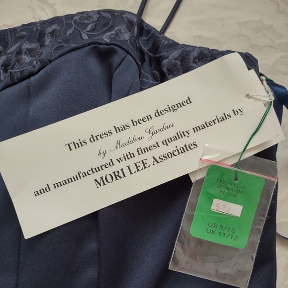 New🎀Mori Lee Madeline Gardner embroidered corset lace up maxi gown - Picture 5 of 13